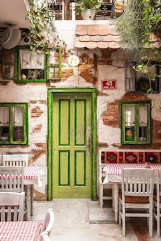 Baščaršija Maribor Poštna