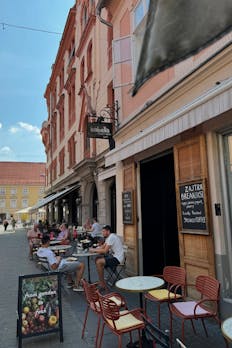 Isabella - Food & Wine