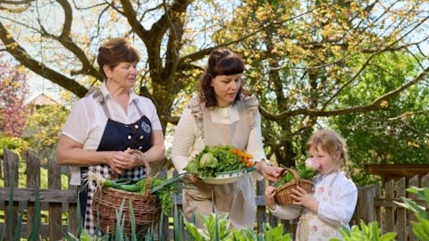 Kovačnikova pomladna miza – večerja ob tednu turističnih kmetij