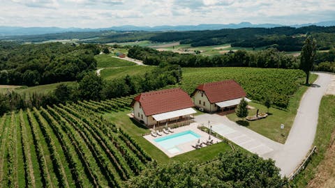 Turistična kmetija Lovrec