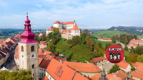 Vodenja po najstarejšem mestu s turističnim vodnikom