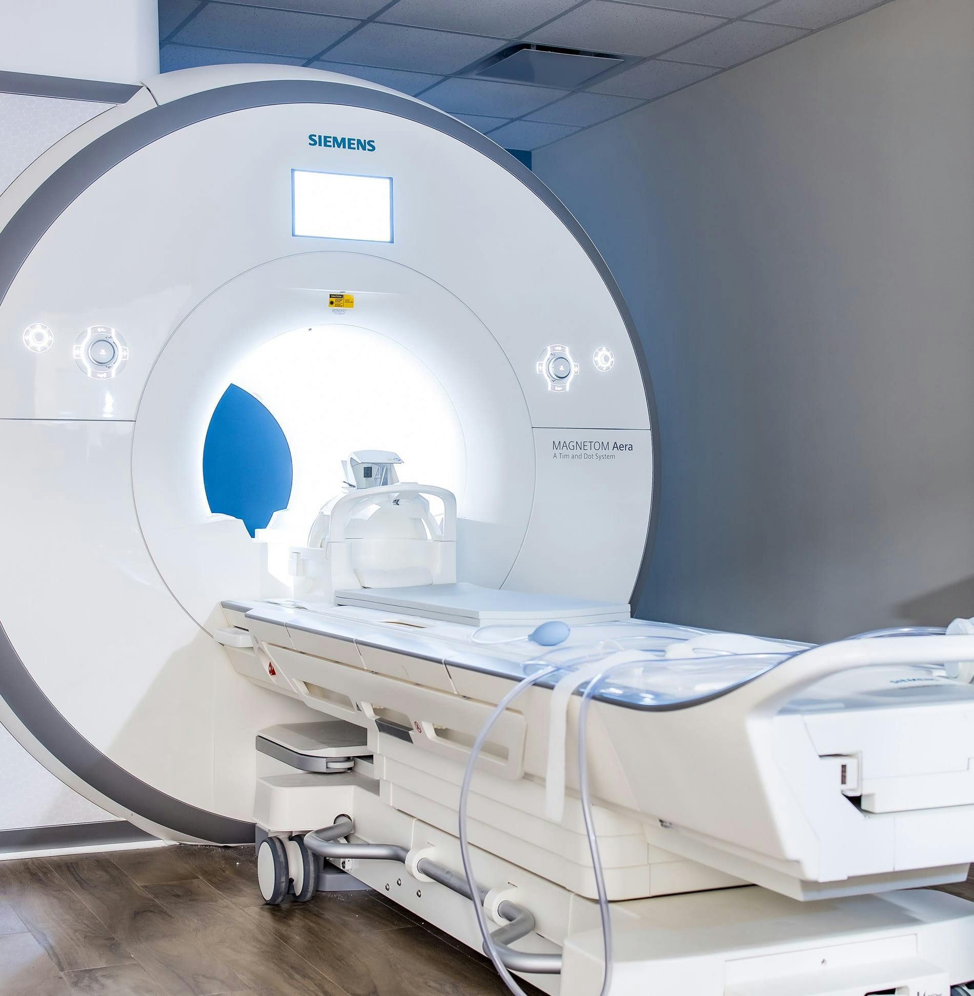 Longhorn Imaging MRI machine