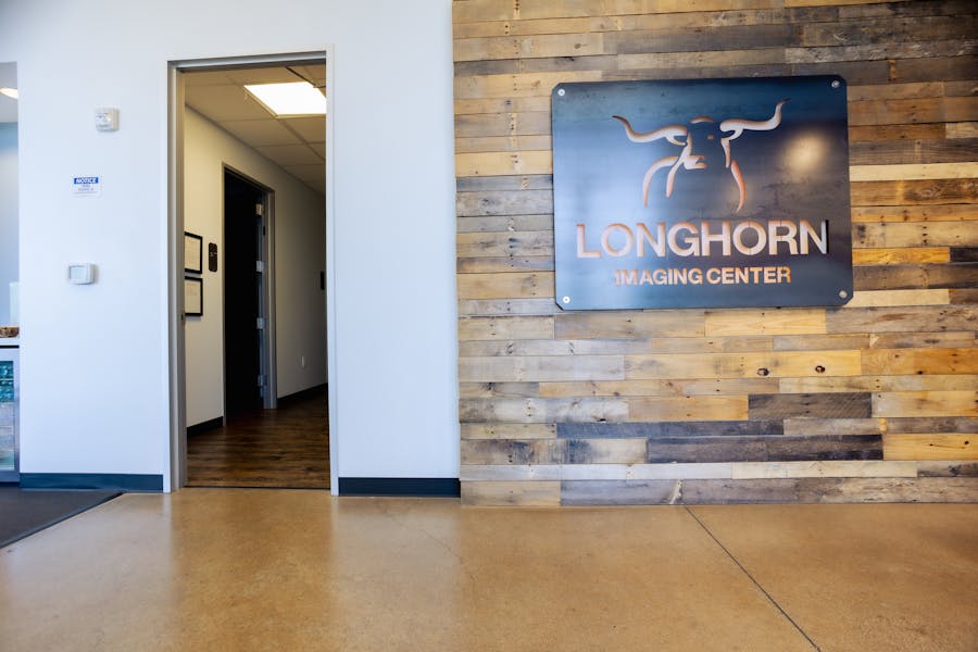 Longhorn Imaging - Central Austin - Entry