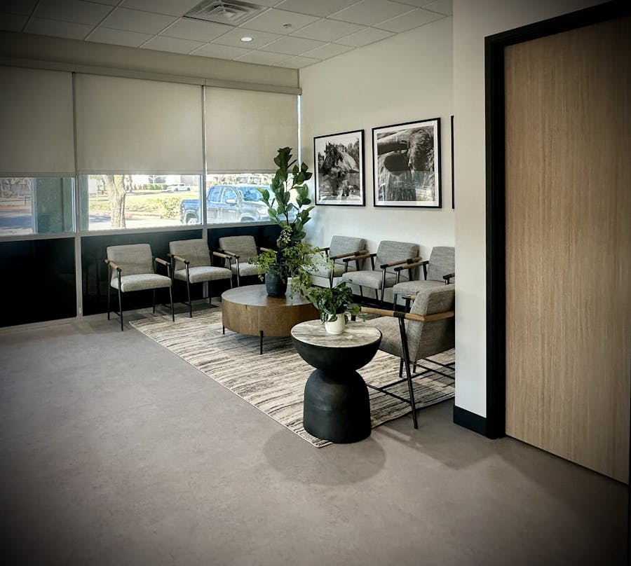 longhorn imaging cedar park lobby