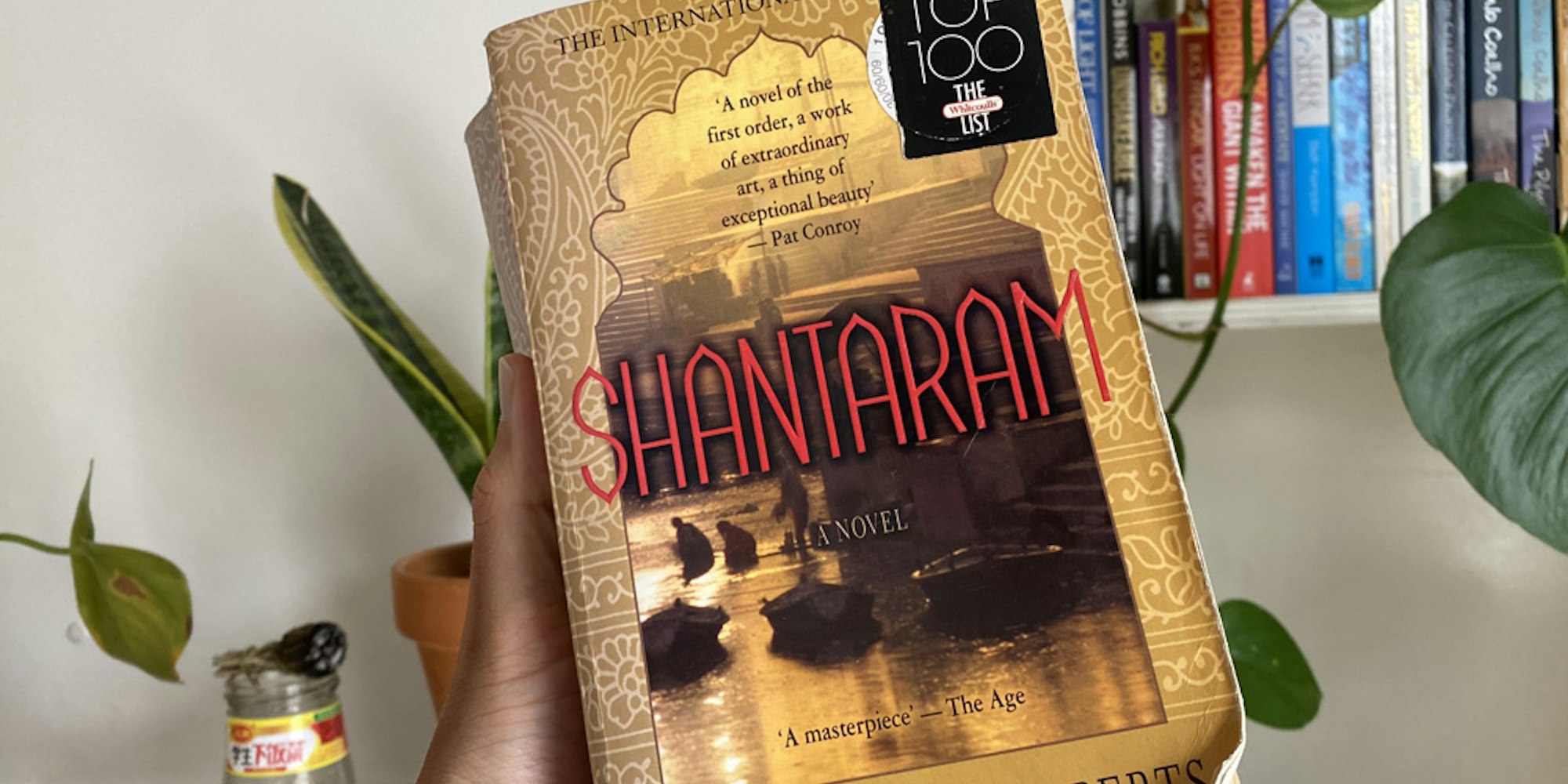 Cover Image for Review: Shantaram by Gregory .D. Roberts 