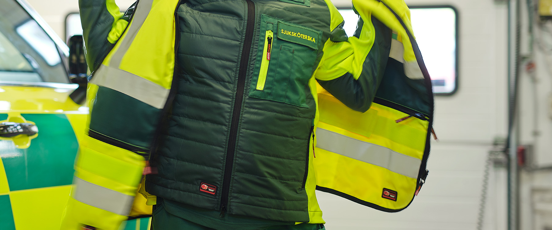 Vests for ambulance emergency services EripioWear