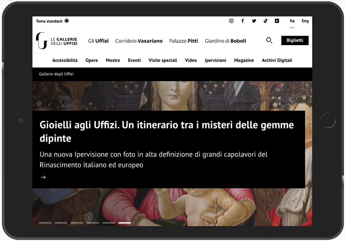 Il tema ad alto contrasto del sito web degli Uffizi