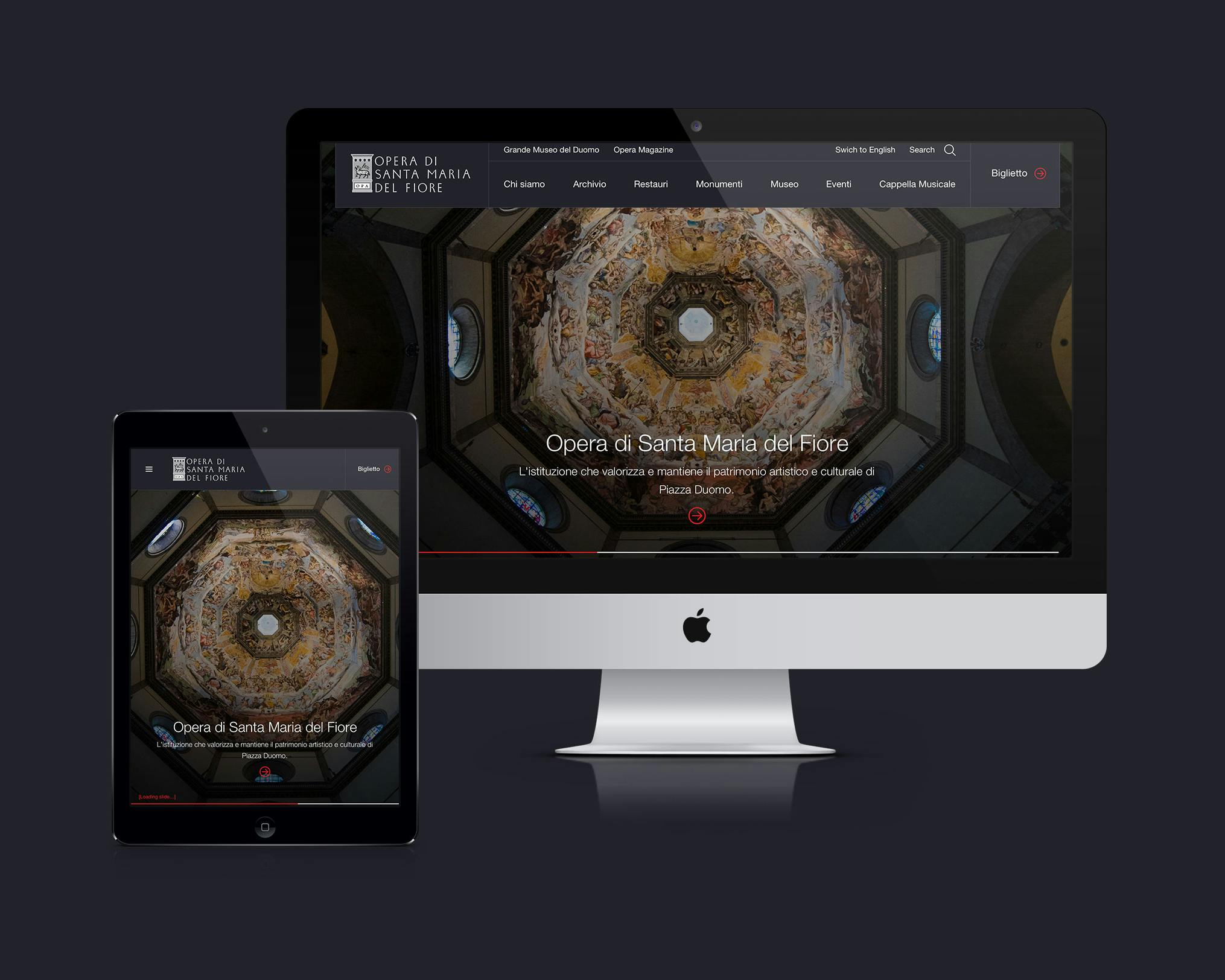 Un sito web visualizzato su un monitor e un tablet mostra un'immagine intricata di un soffitto decorato della Cattedrale di Santa Maria del Fiore.