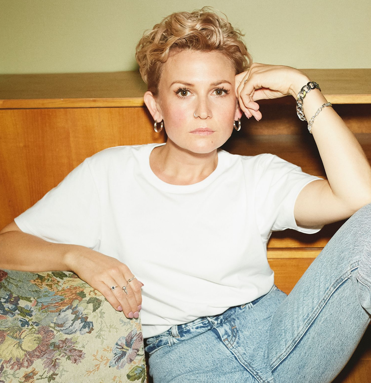 Stine Bramsen - Support: Beinir - Musikhuset Aarhus