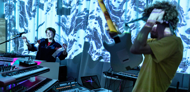 Plakat for Tongue Tactics: Voice, Power, Performance