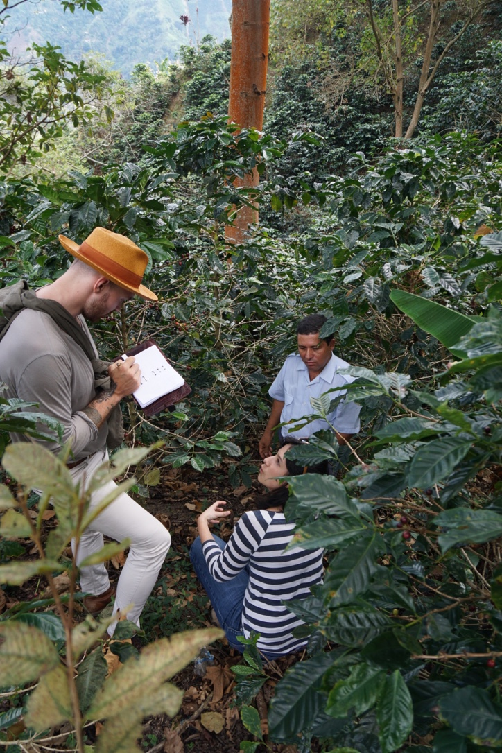 Peter Ebdrup (left) visiting Duver Rojas (right).