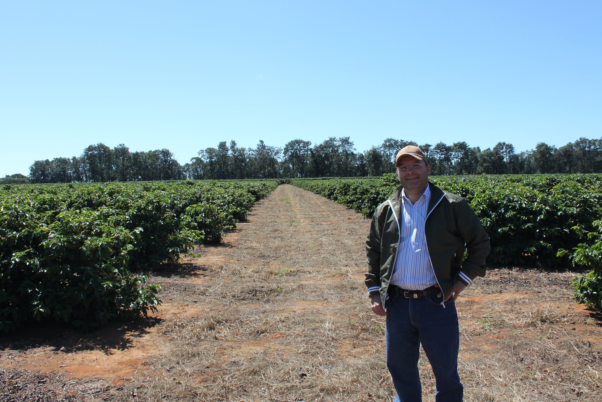 Gustavo directing the Daterra Quality Team. Looking good even though being jet lagged from Seattle.