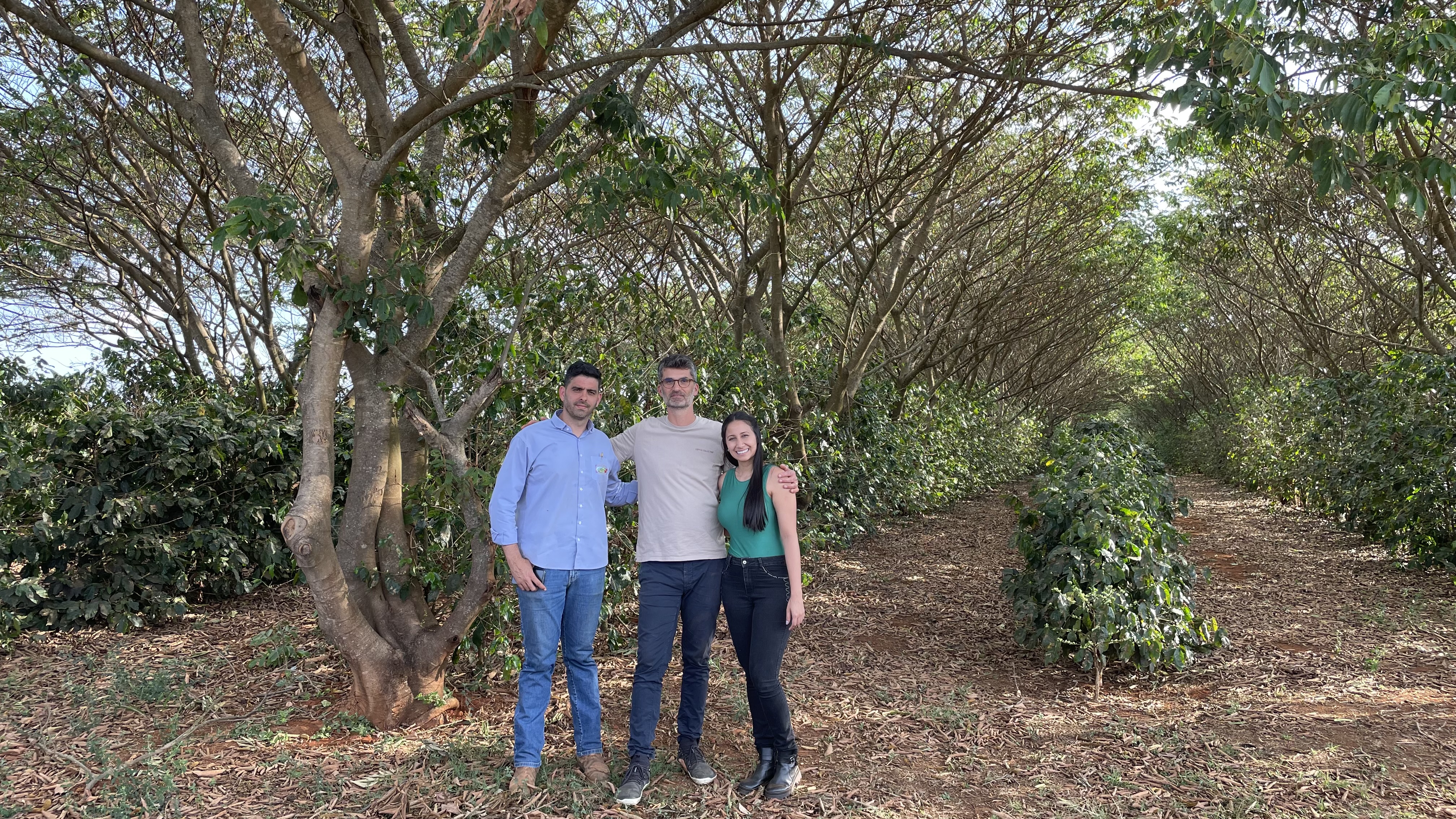 Peter Dupont with the agronomists at Daterra