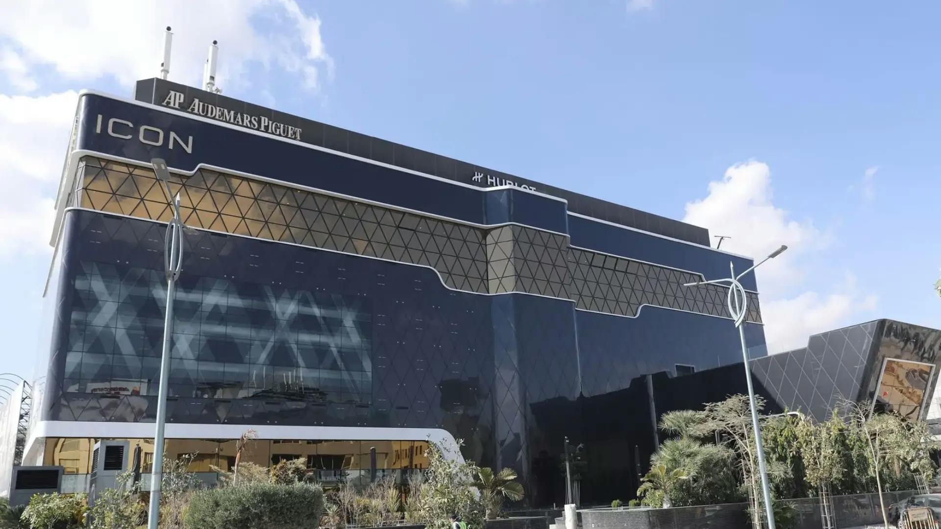 Storefront Of The Egypt - Felopateer Icon Mall Store
