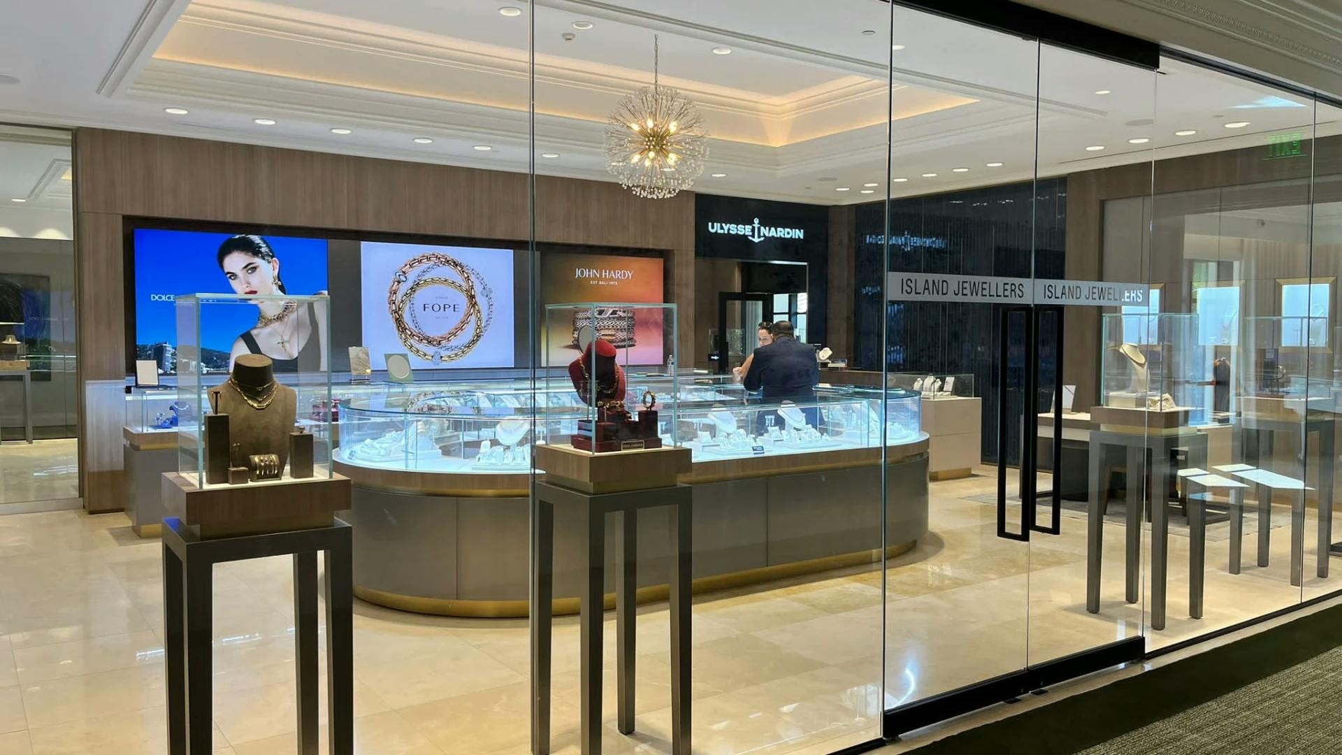 Storefront Of The Cayman Islands - Island Jewellers, Ritz Carlton Store