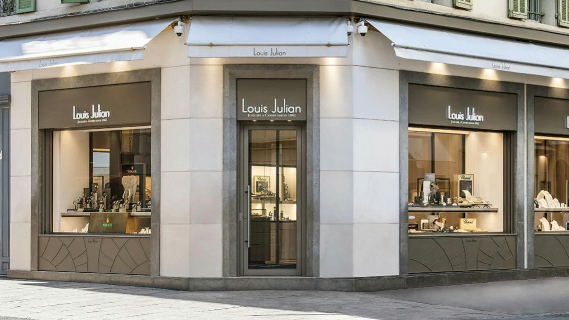 Storefront Of The Cannes - Louis Julian Store