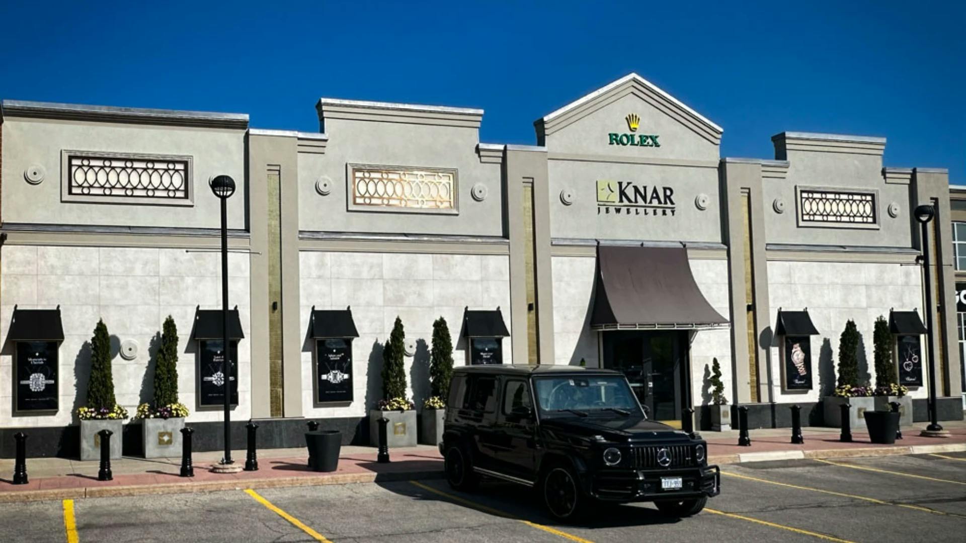 Storefront Of The Canada - Knar Jewellery Store