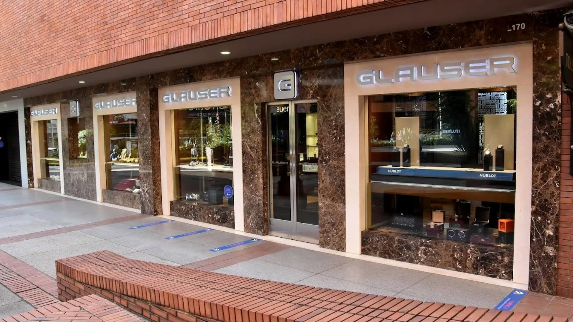 Storefront Of The Colombia - Joyeria Glauser Store