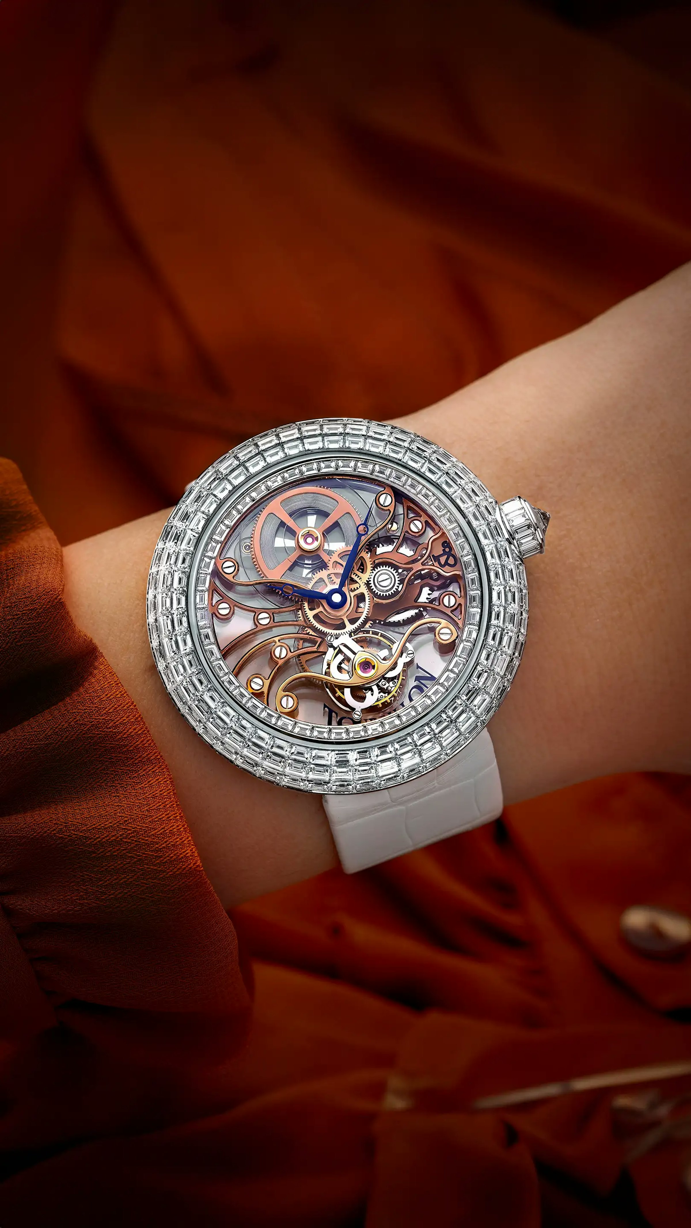 The Brilliant Skeleton Baguette in white gold with white diamonds.
