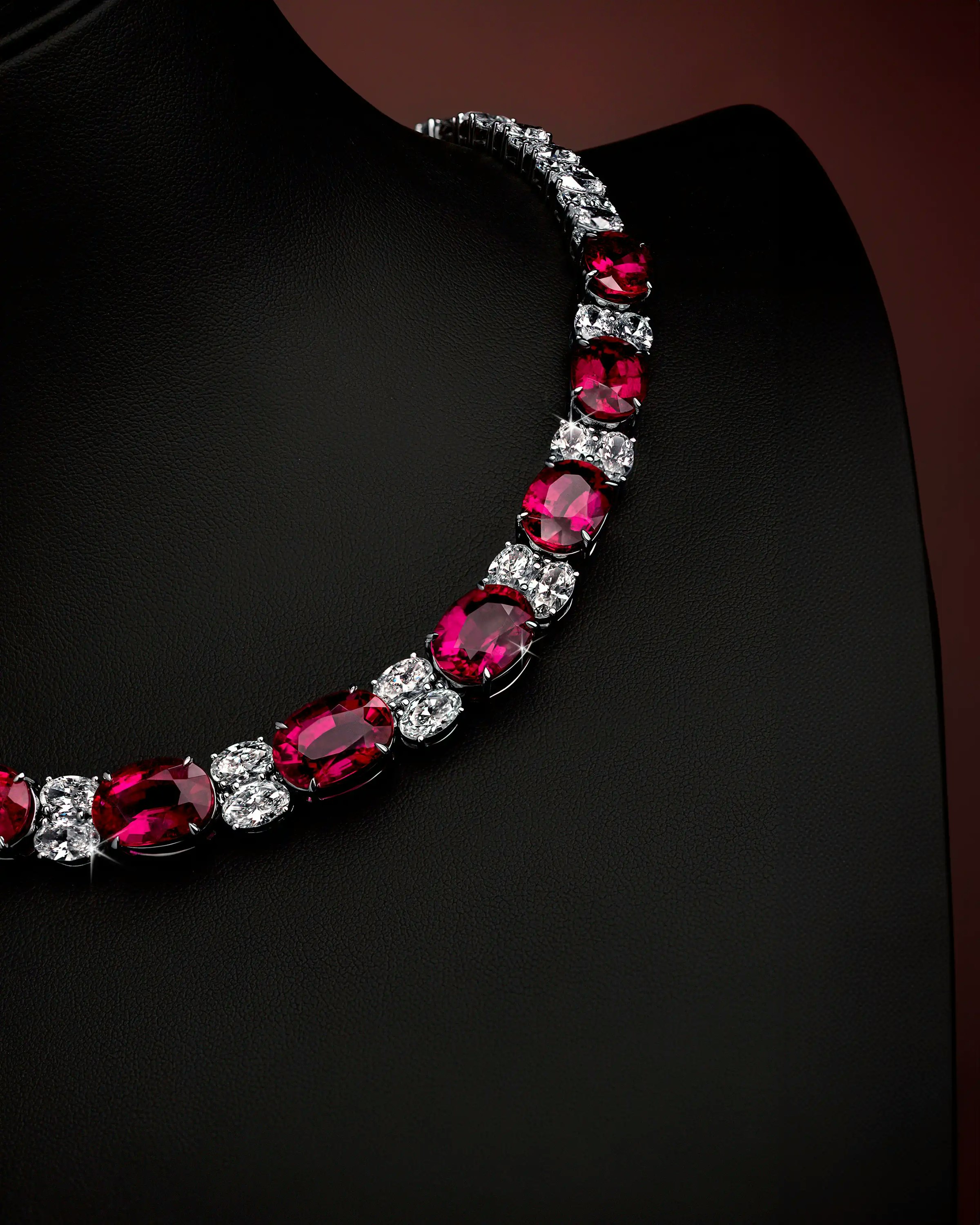 close up of the necklace as its worn on the mannequin