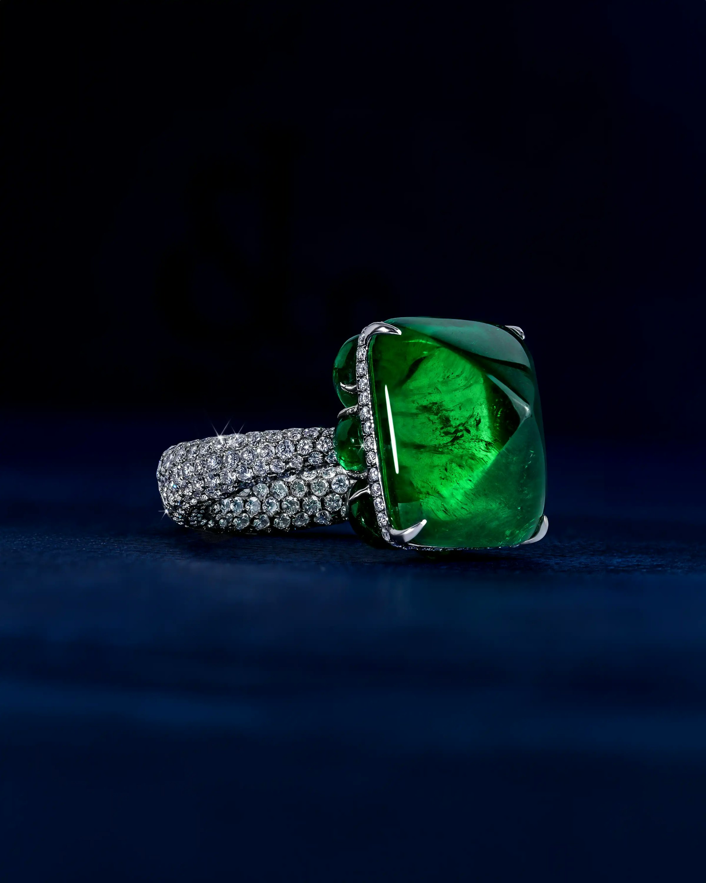the ring, tilted to the righthand side