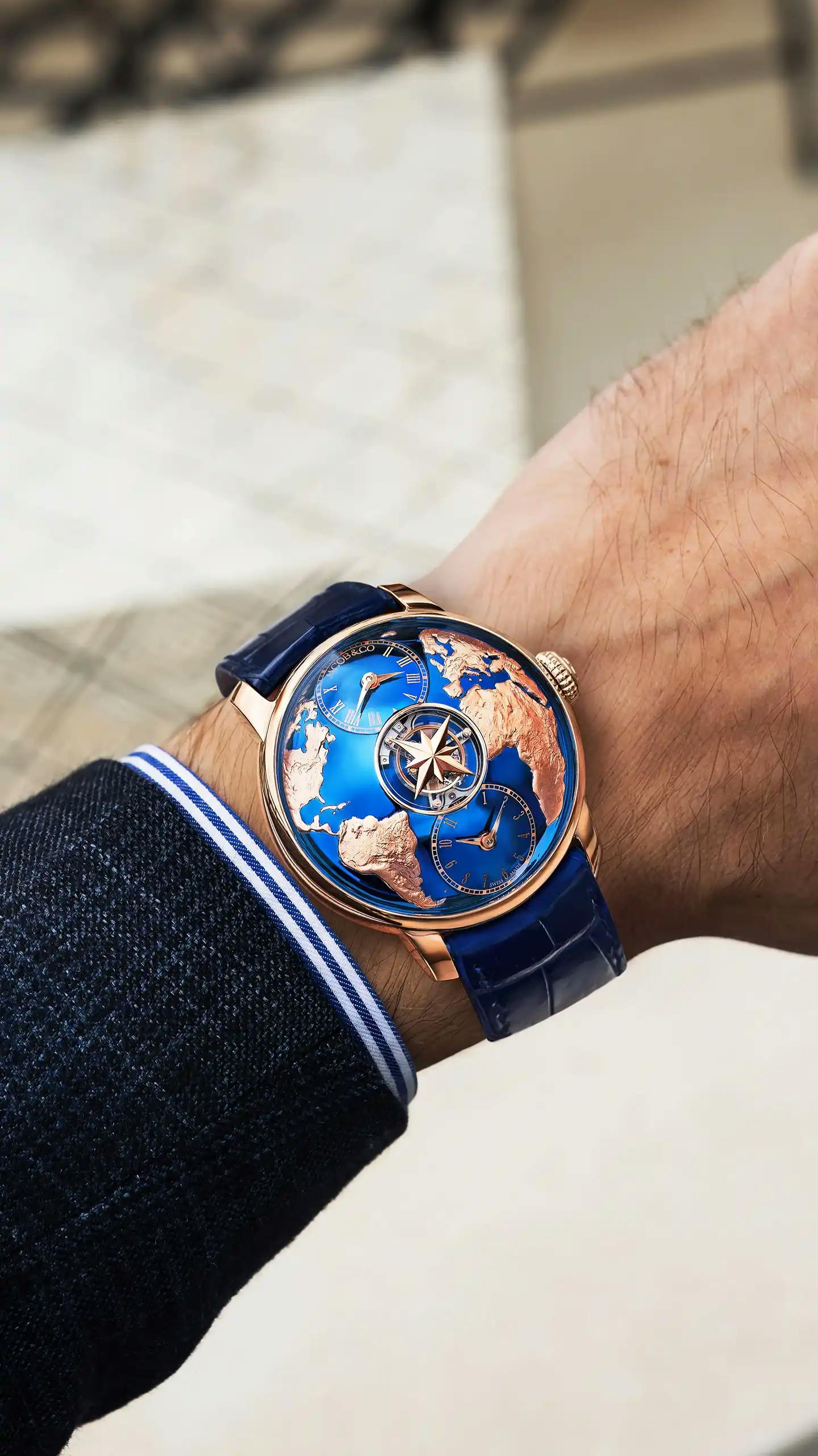 1761752321-dtz-tourbillon-2. 