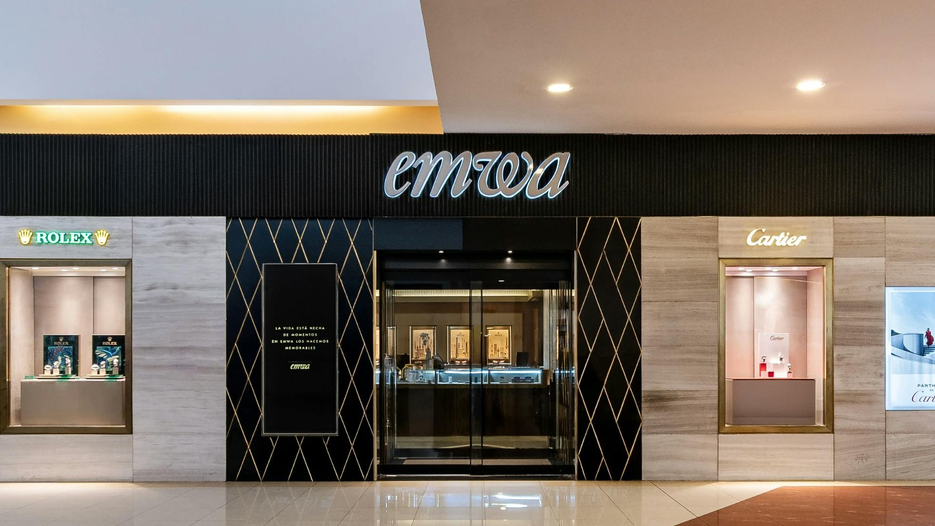 Storefront Of The EMWA - MÉRIDA Boutique