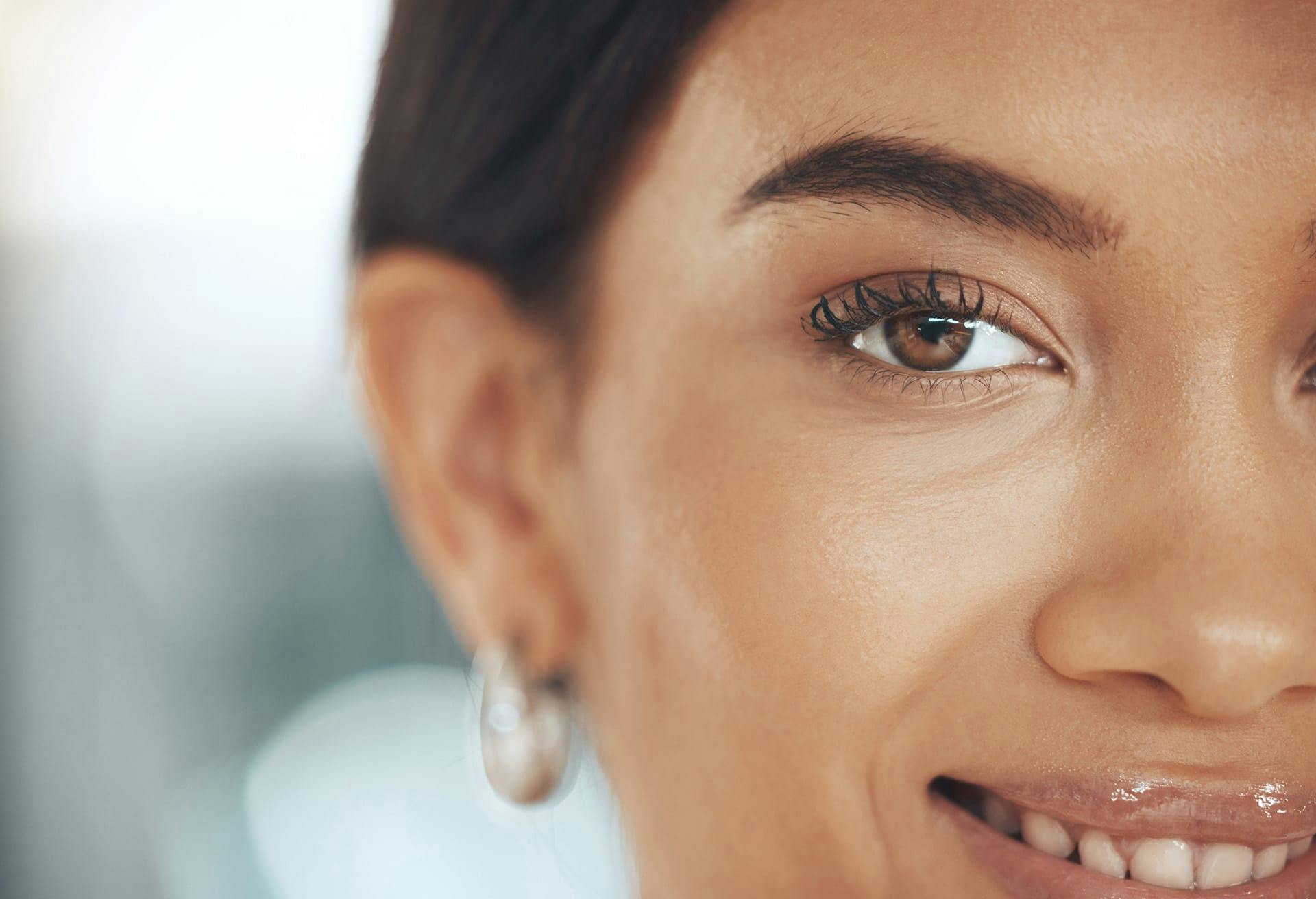 woman with brown eyes