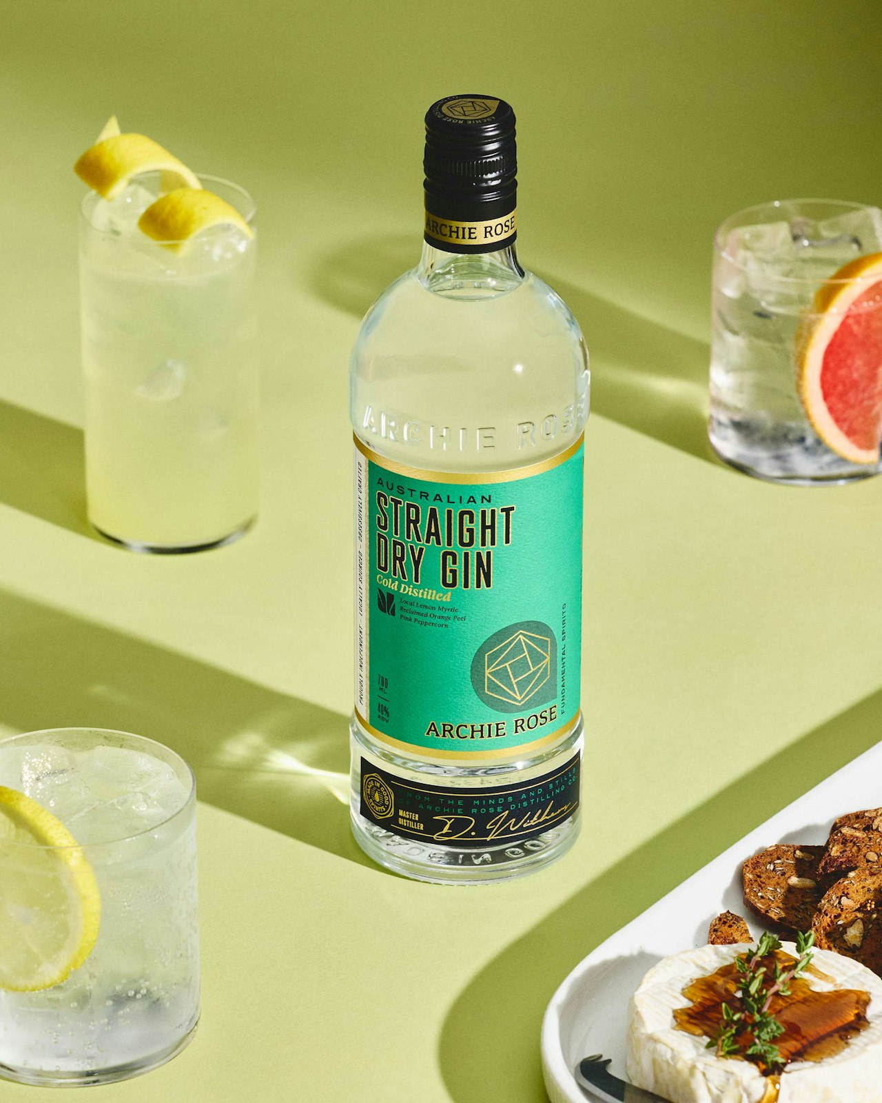 Straight Dry Gin