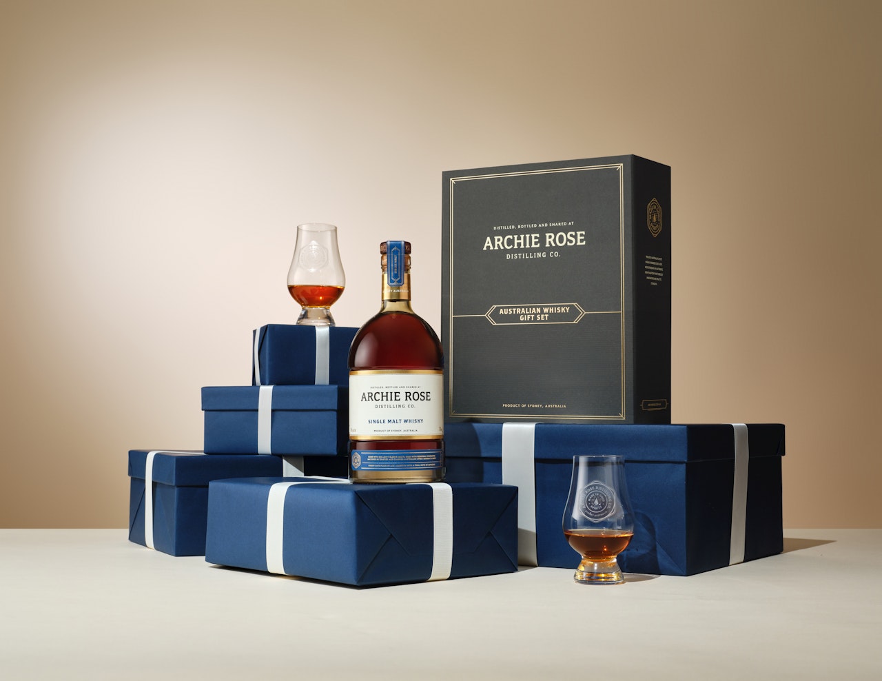 Single Malt Whisky & 2 Glencairn Glasses Gift Pack
