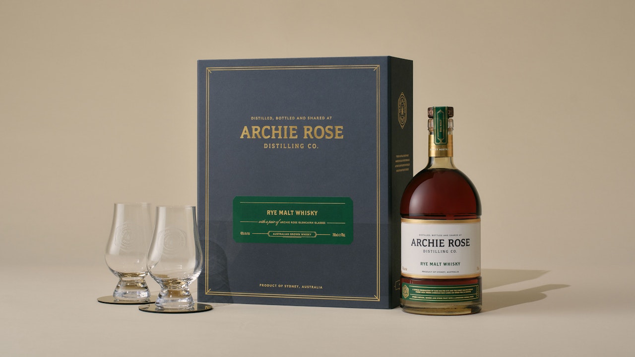 Rye Malt Whisky & 2 Glencairns Glasses Gift Pack