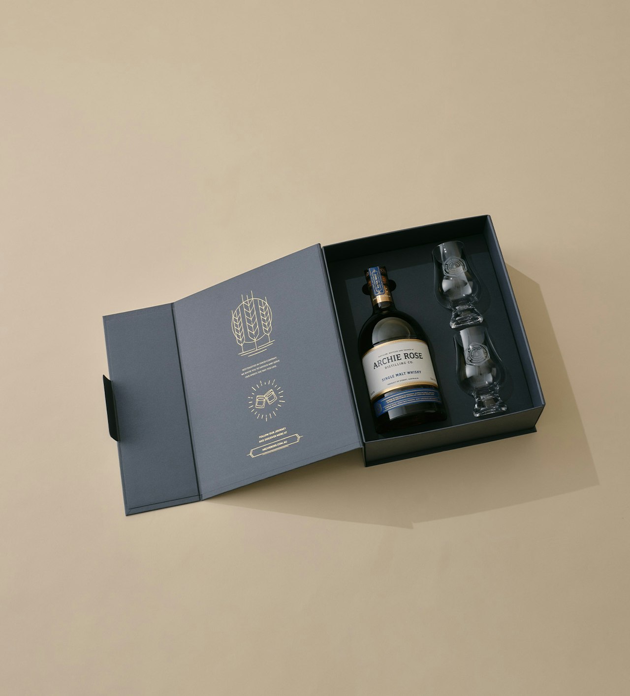 Single Malt Whisky & 2 Glencairn Glasses Gift Pack