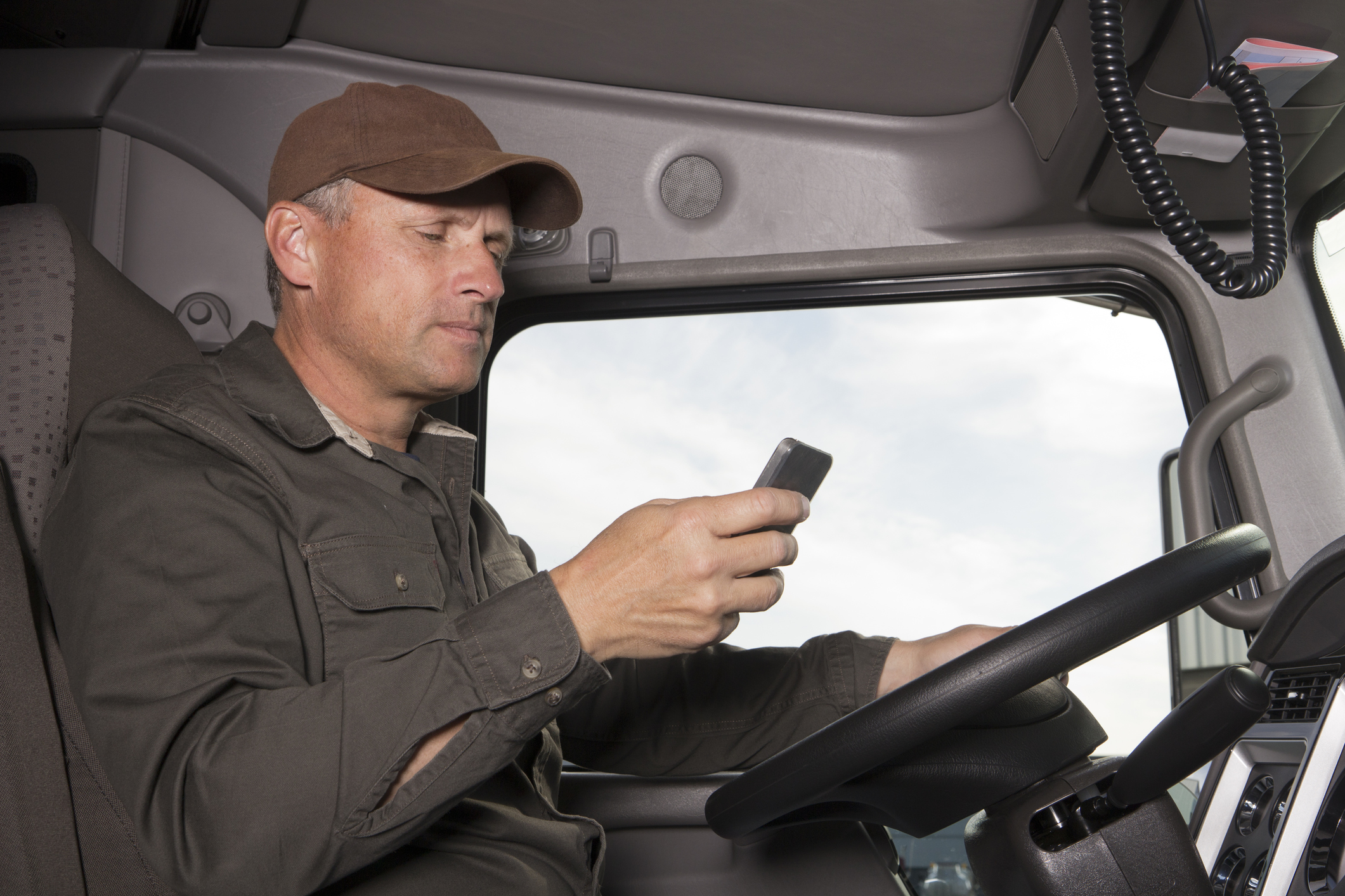 5 Ways to Make Your Drivers Comfortable With GPS Tracking