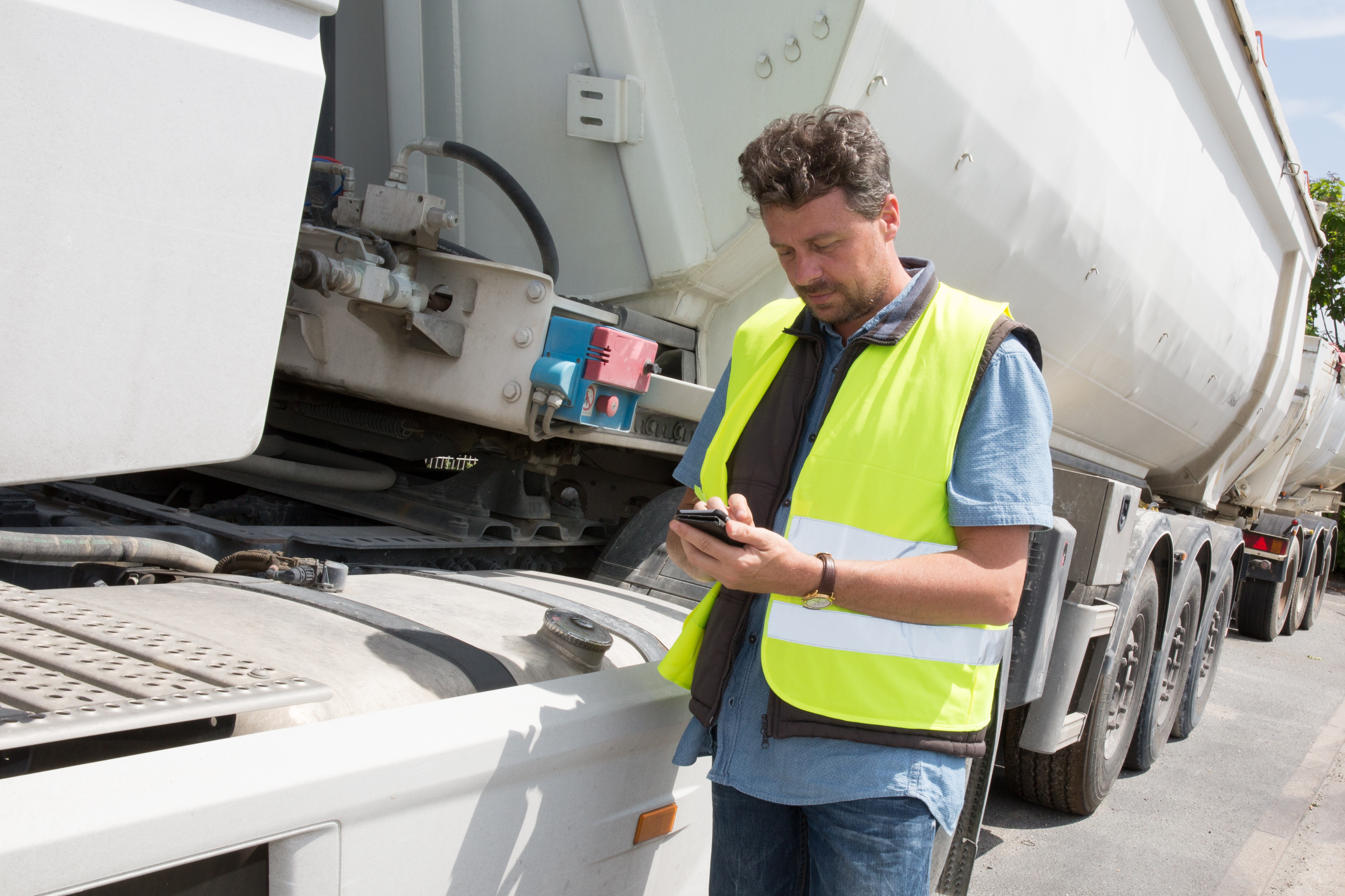How Artificial Intelligence Will Move Trucking