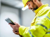 Leveraging fleet technology for crisis management and disaster response