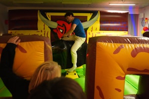 rodeotyr til studietursfestival
