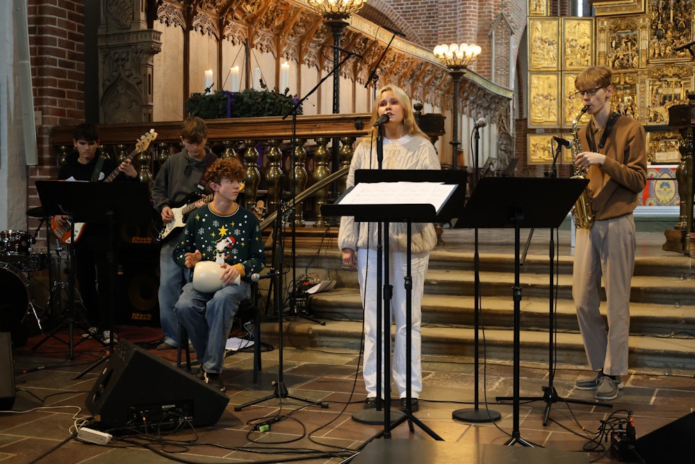 Elever synger i Domkirken
