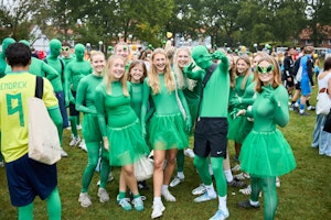 Billede af udklædte elever til aktivitetsdag